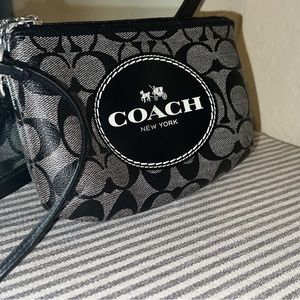 Coach Wristlet - Great Condition